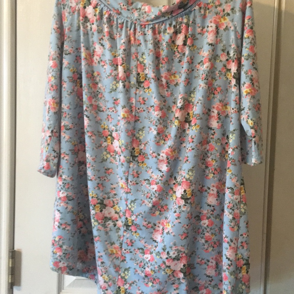 Tunic - Picture 3 of 4